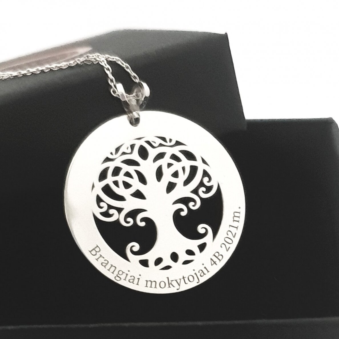 Personalizuotas sidabrinis pakabukas "Šeimos Medis" 3 Personalizuotas sidabrinis pakabukas "Šeimos Medis" 3