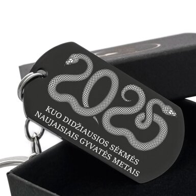 Raktų pakabukas 2025 metams su gyvatės simboliu Raktų pakabukas 2025 metams su gyvatės simboliu